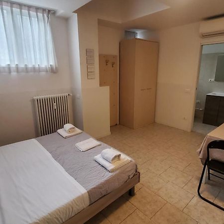 Hb Bonomelli 15 Hotell Bergamo Eksteriør bilde