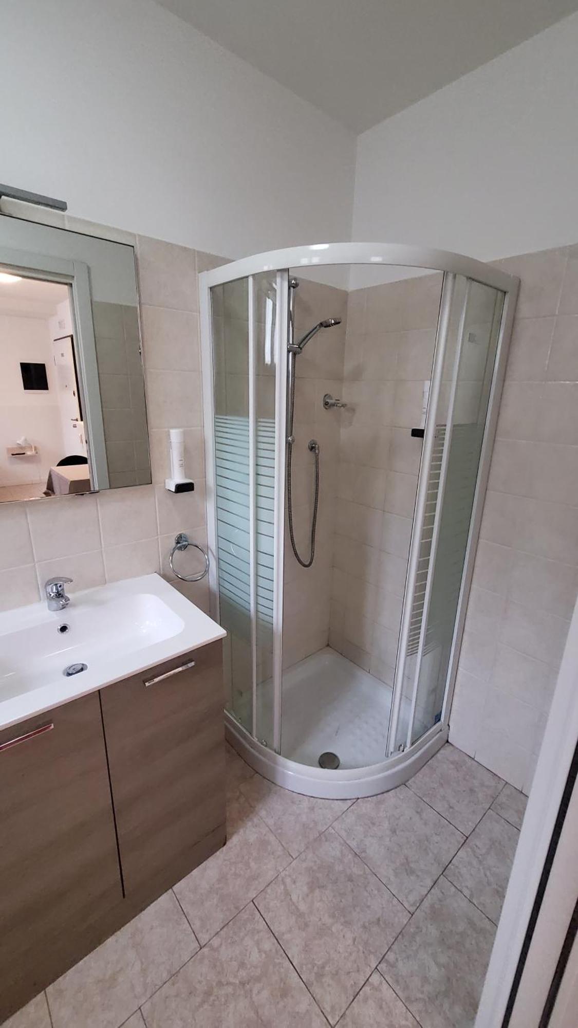 Hb Bonomelli 15 Hotell Bergamo Eksteriør bilde