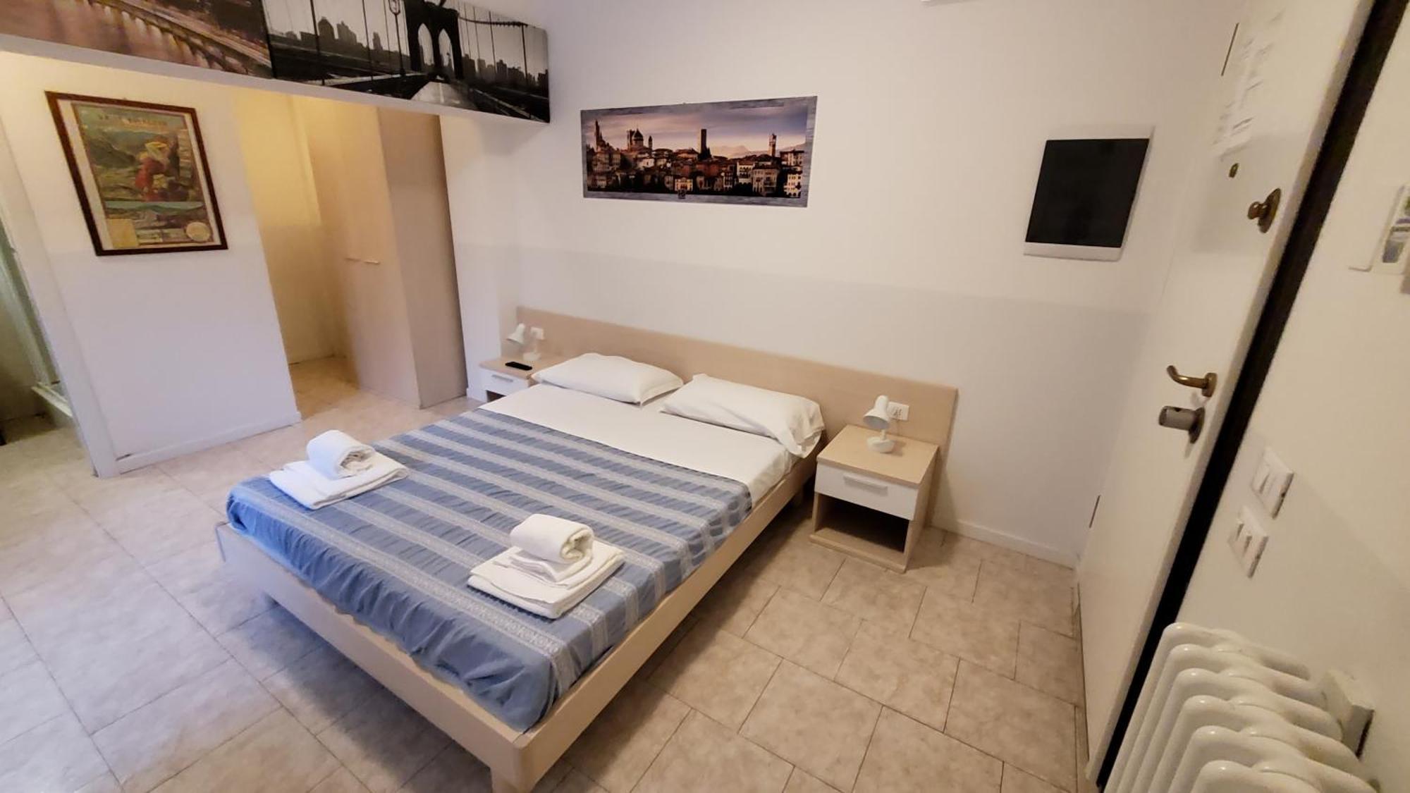 Hb Bonomelli 15 Hotell Bergamo Eksteriør bilde
