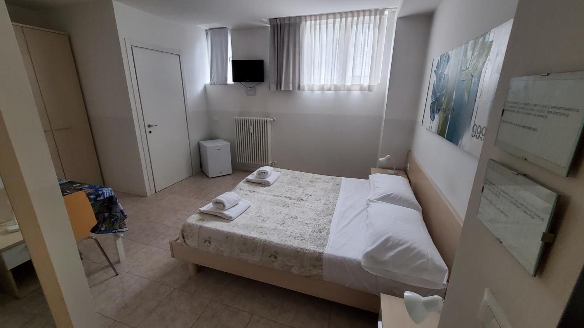 Hb Bonomelli 15 Hotell Bergamo Eksteriør bilde