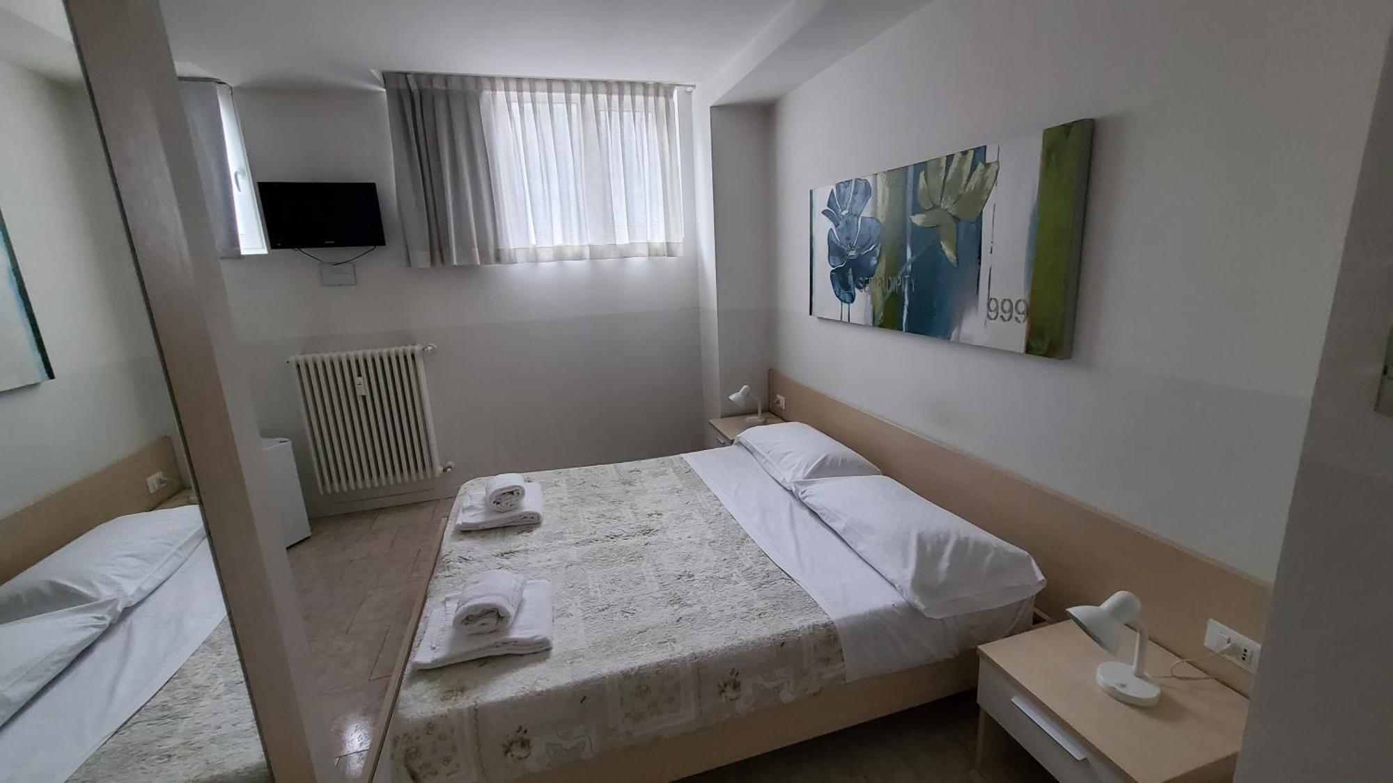 Hb Bonomelli 15 Hotell Bergamo Eksteriør bilde