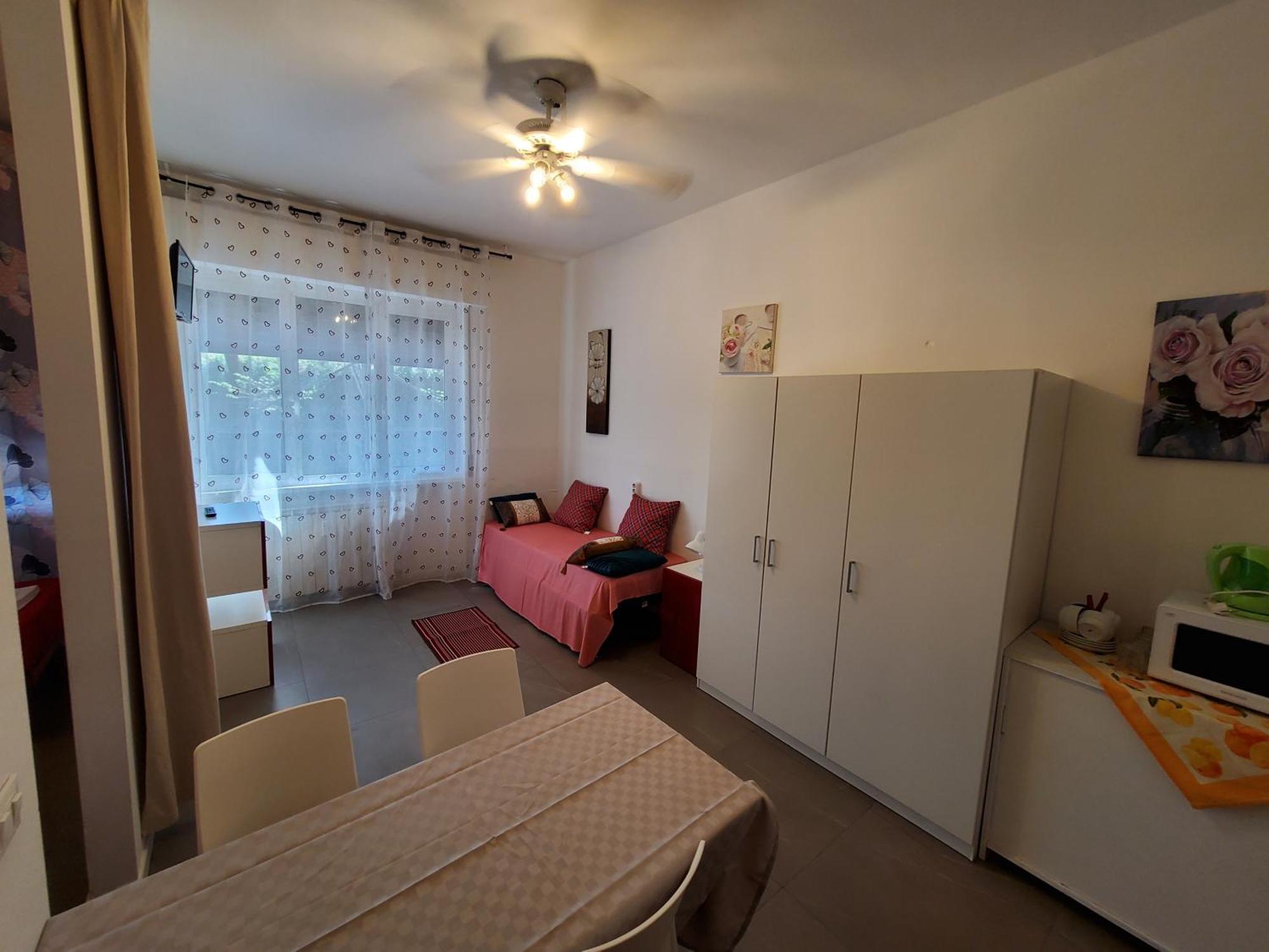 Hb Bonomelli 15 Hotell Bergamo Eksteriør bilde